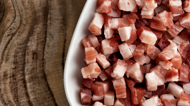 Pancetta cubes in a dish