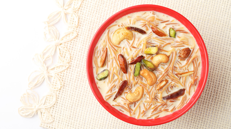 Sheer khurma in bowl 