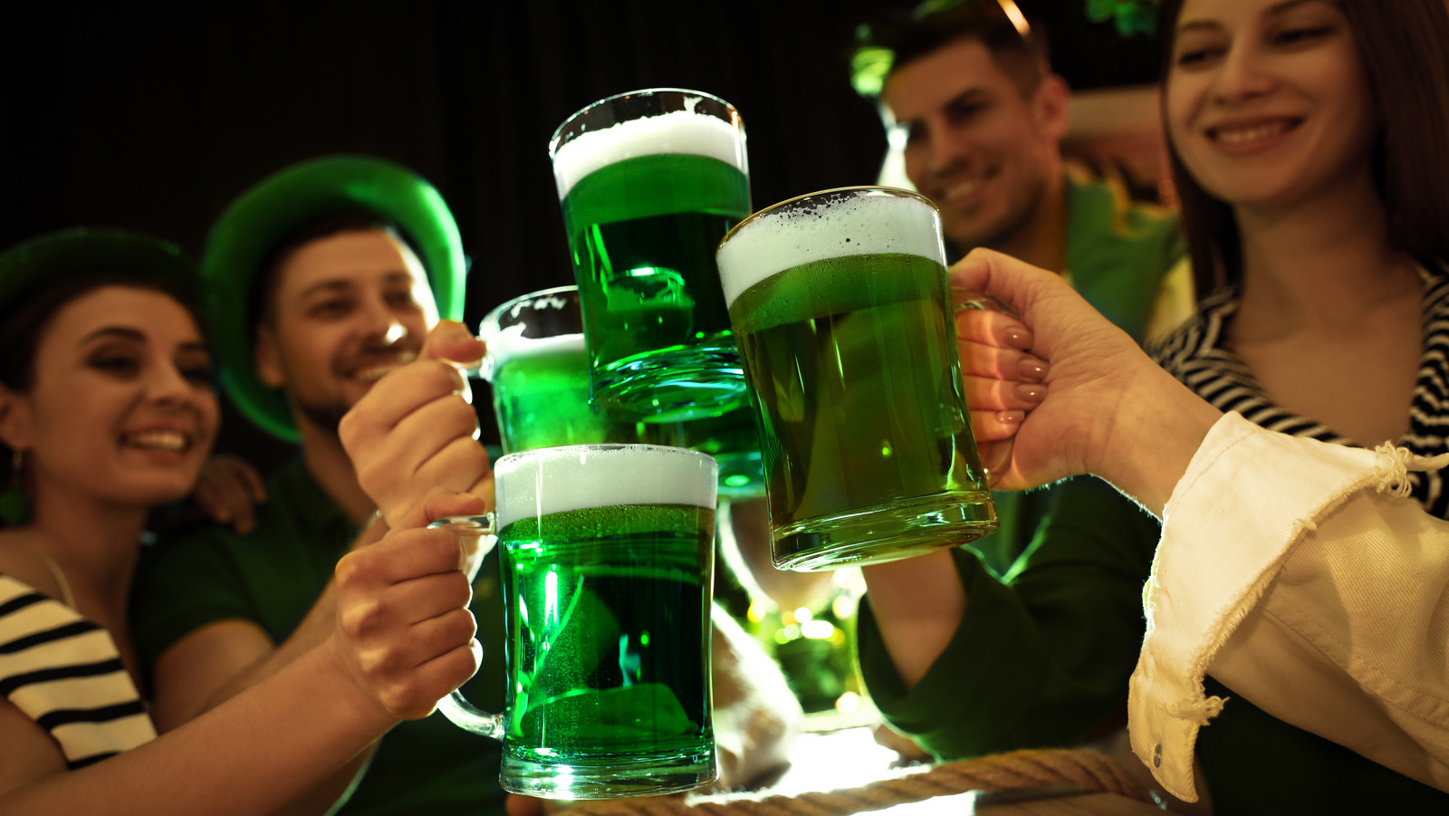 st patricks day chicago drinking play