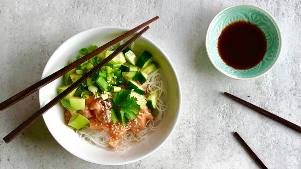 Poke bowl with tamari sauce