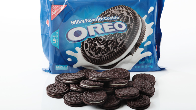 Many Oreo cookies in front of an Oreo package