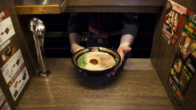 Tonkotsu ramen served at Ichiran