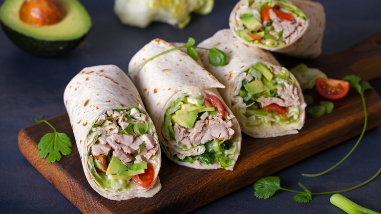 turkey and avocado wraps