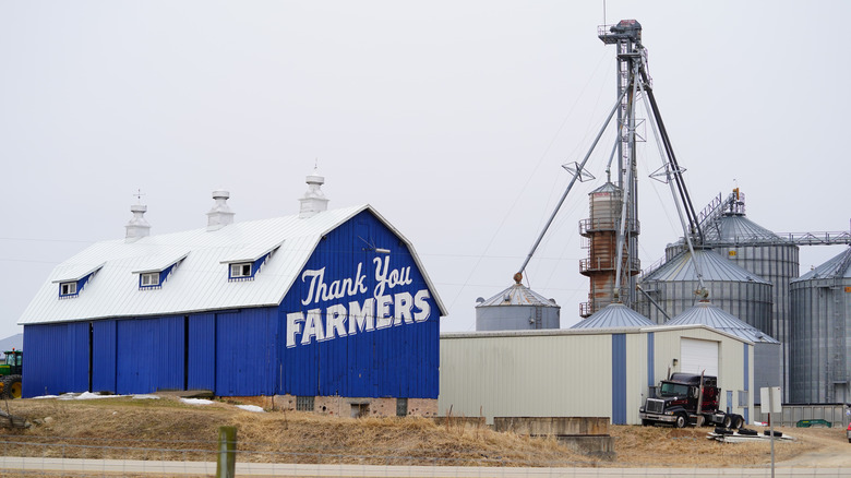 The blue Culver's barn thanks Wisconsin farmers.