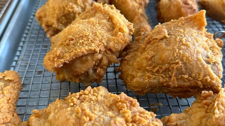 Lee's Famous Recipe Fried Chicken