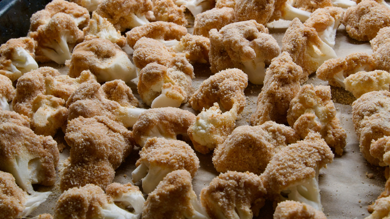tray of cauliflower wings