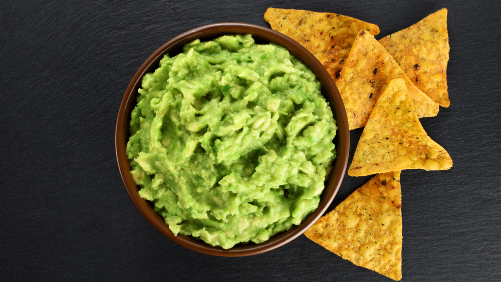 Guacamole with chips