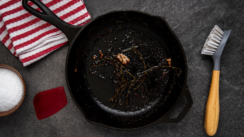 dirty cast iron pan