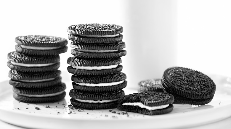 Stack of Oreo cookies