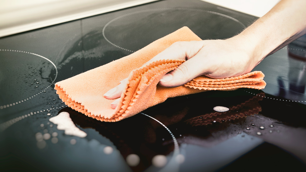 Cleaning stove