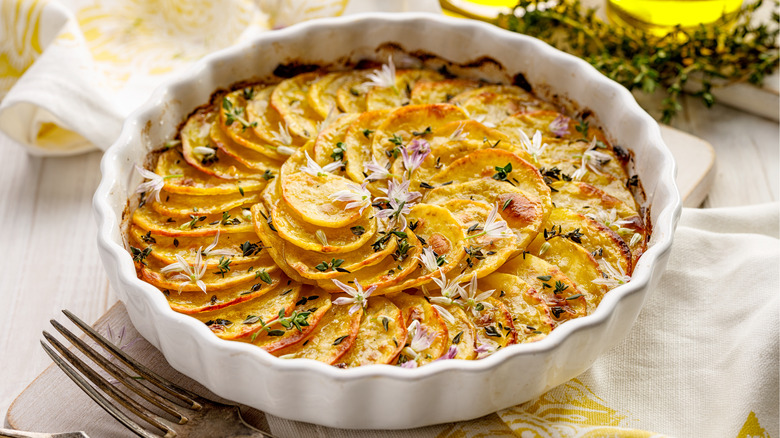 Scalloped potatoes in round dish