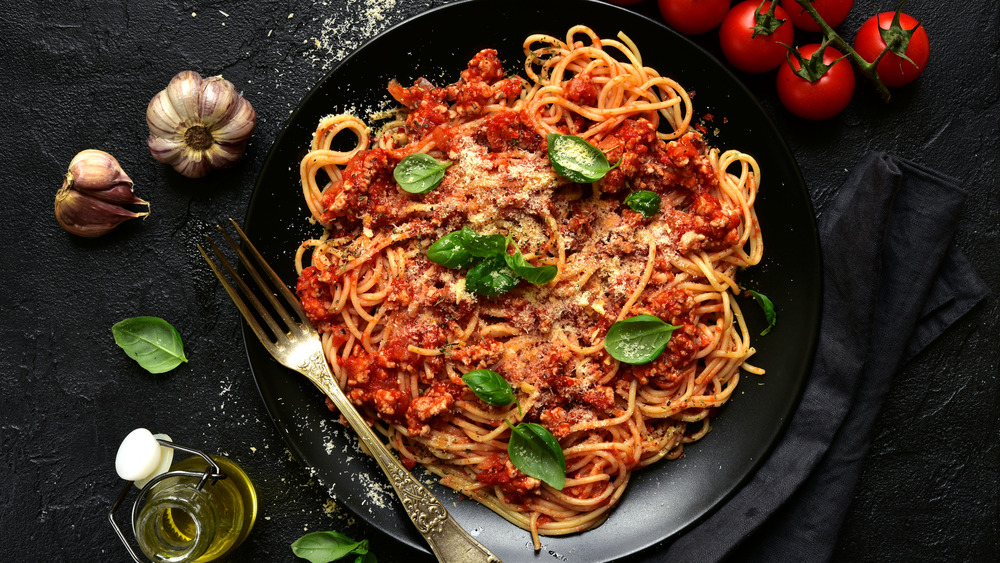 Spaghetti on a plate