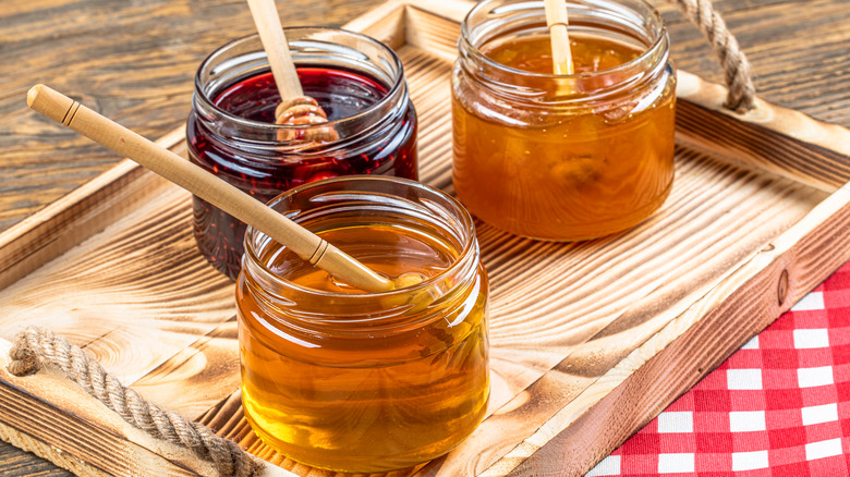 Jams on serving tray