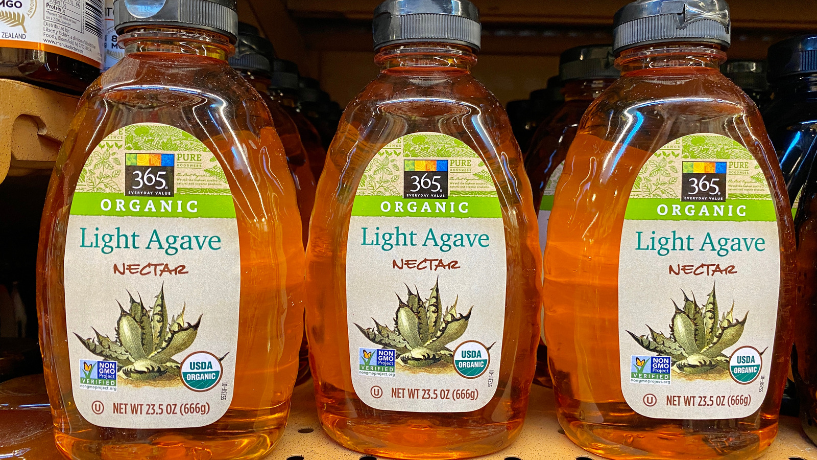 What You Need To Know Before Substituting Agave Nectar For Sugar