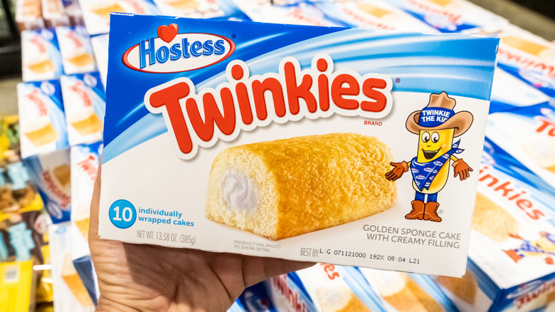 A package of Twinkies