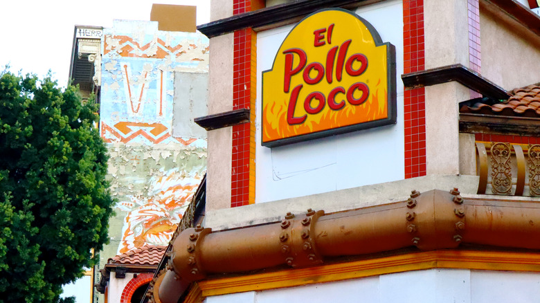 image of el pollo loco logo and restaurant