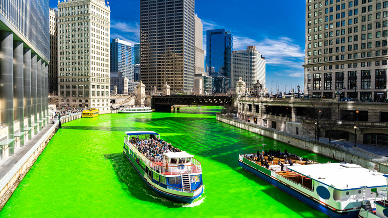   Žalioji Čikagos upė prie Šv. Patriko's Day