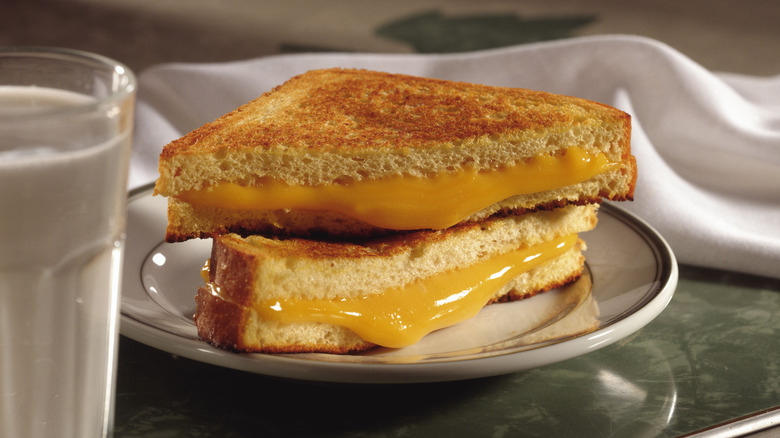 Grilled cheese sandwich on plate