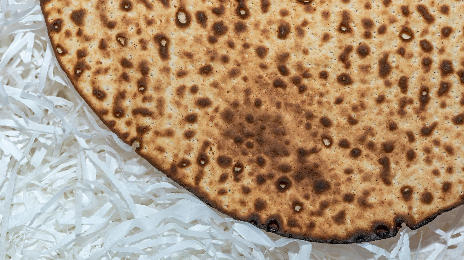 What's The Difference Between Shmurah Matzo And The Regular Kind?