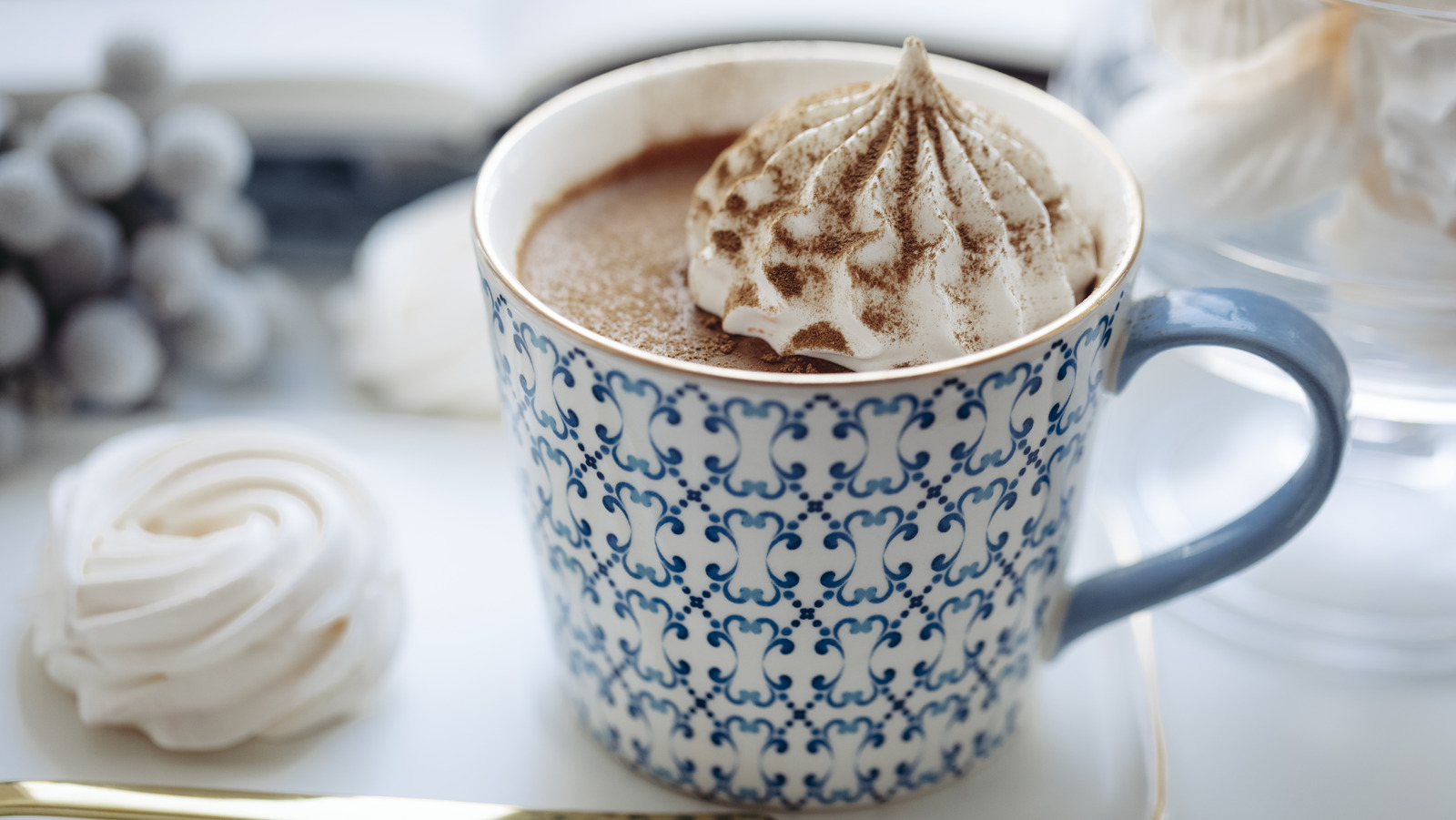 What&apos;s The Right Temperature For Hot Chocolate&;#63; We Asked An Expert