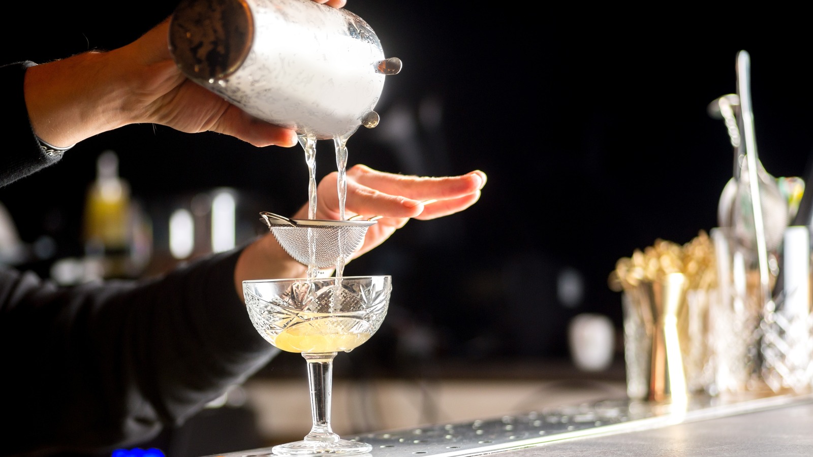 When Fat-Washing Your Cocktail‚ Complementary Flavors Are A Must