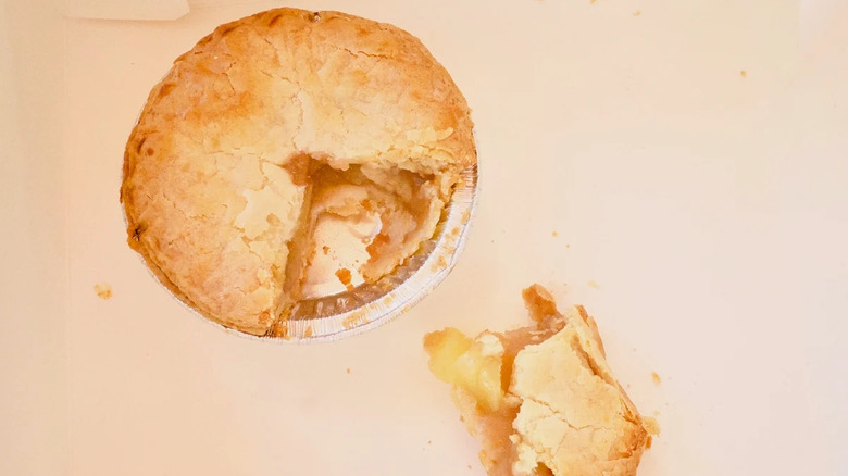 caramel apple mini pie