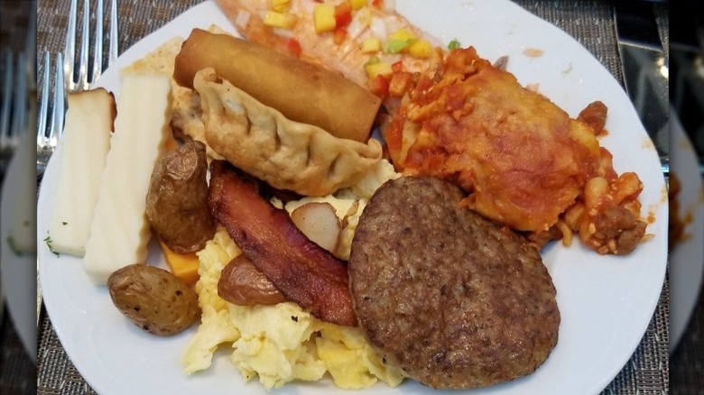 A mixed brunch plate at Cafe Sierra.