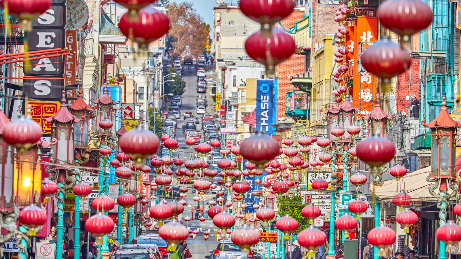 <a href="https://www.mashed.com/2276721/where-find-best-general-tso-chicken-us/" target="_blank">Where To Find The Best General Tso’s Chicken In The US</a>