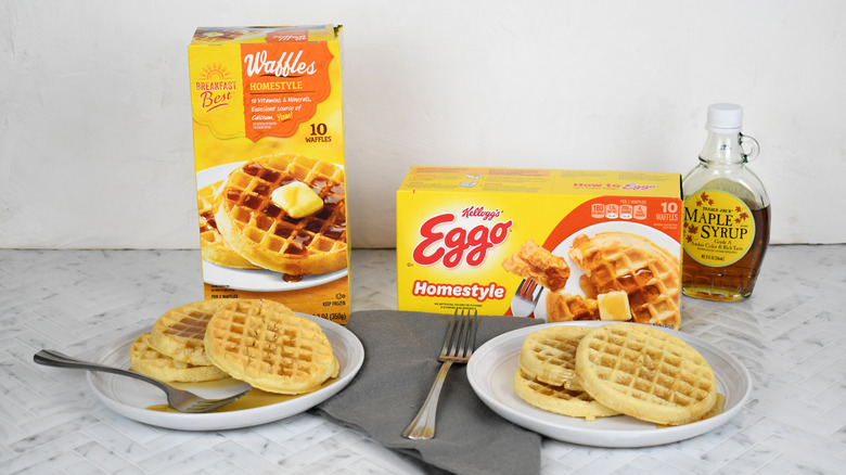 boxes of Eggo and ALDI brand frozen waffles