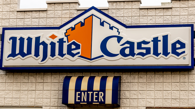 White Castle restaurant sign