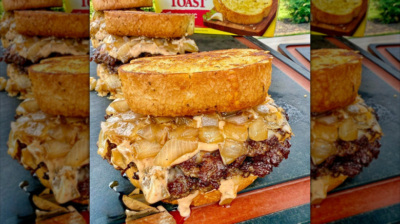 photo of a patty melt on Texas toast