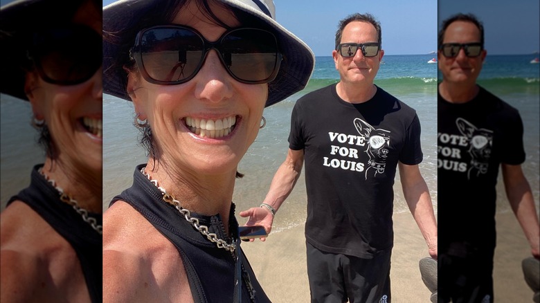Sam and Kelly Zien selfie on the beach