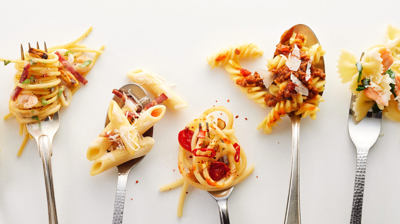 Various types of pasta