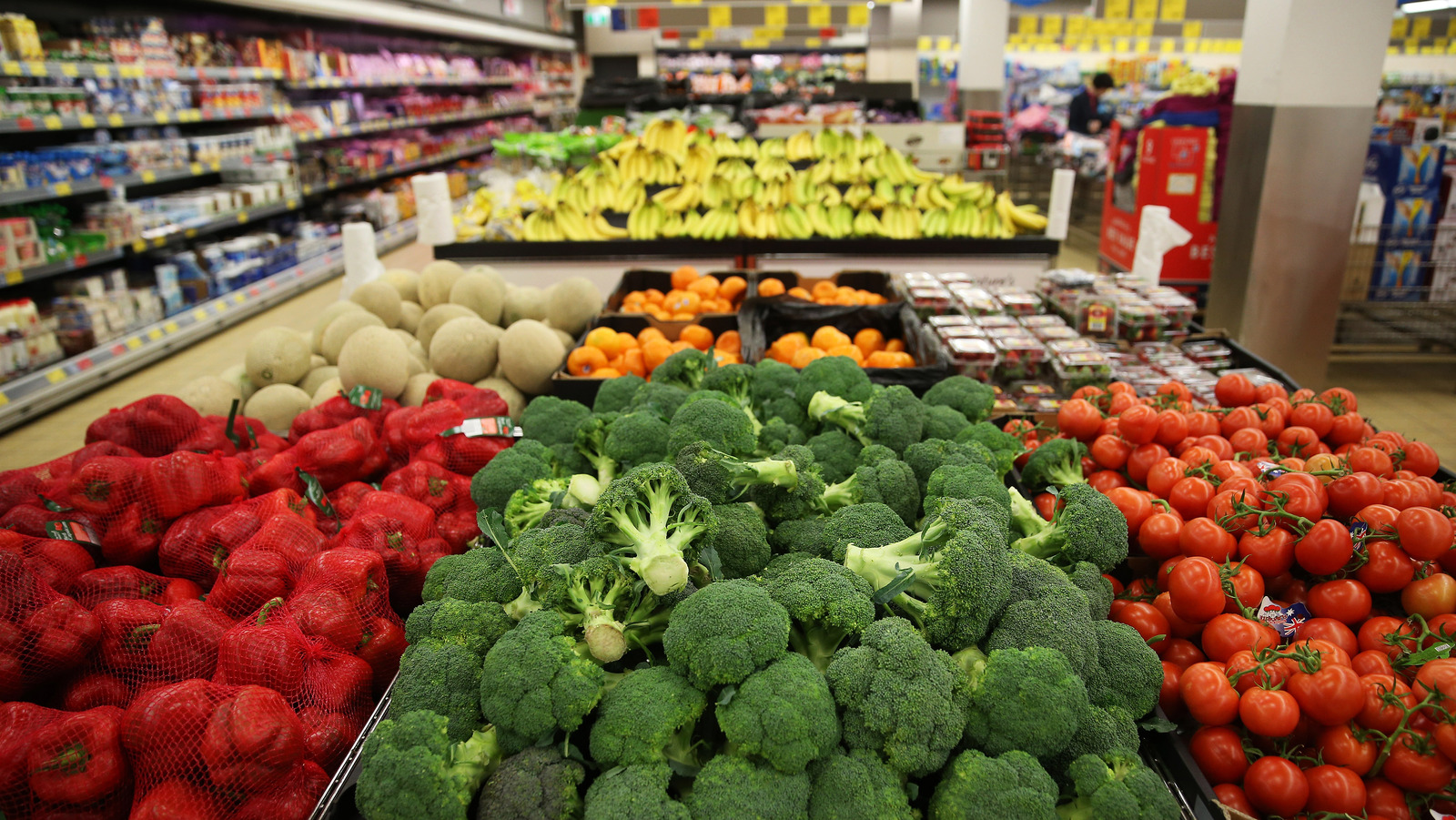Why A Surprising Number Of Shoppers Avoid Aldi's Produce