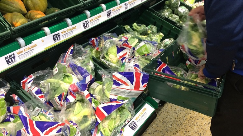 produce at United Kingdom Aldi grocery store