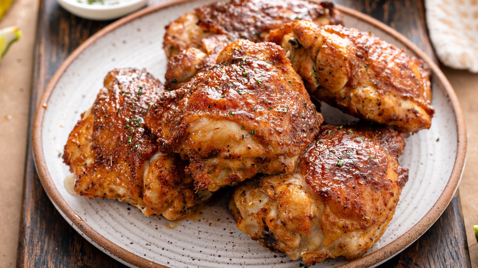 Why An Expert Thinks Chicken Thighs Make The Juiciest Sandwiches