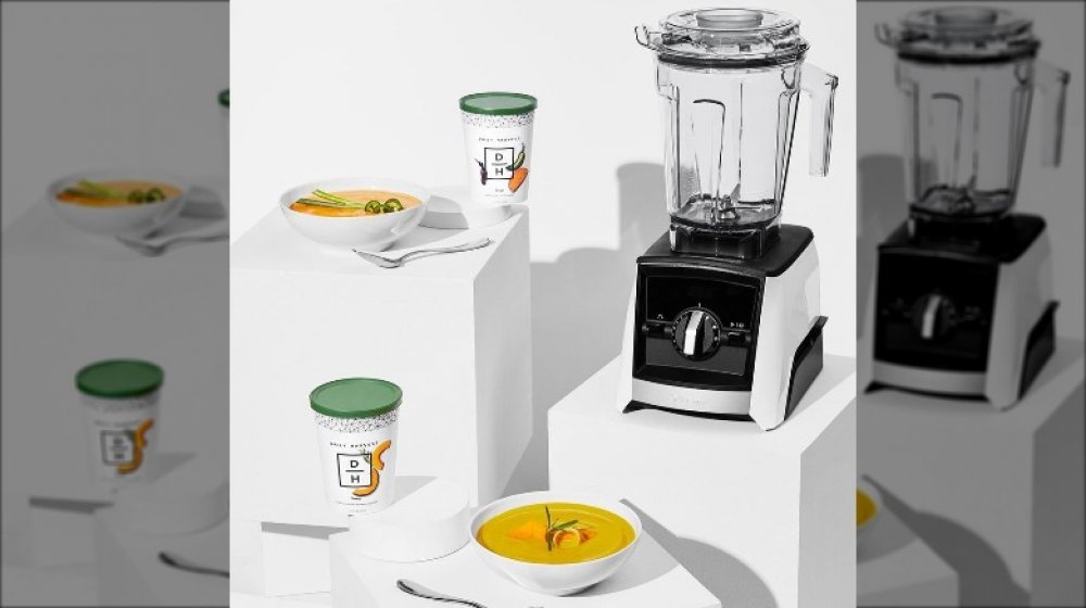 https://www.mashed.com/img/gallery/why-are-vitamix-blenders-so-expensive/intro-1580926465.jpg