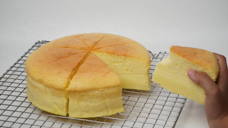 Cheesecake on cooling rack