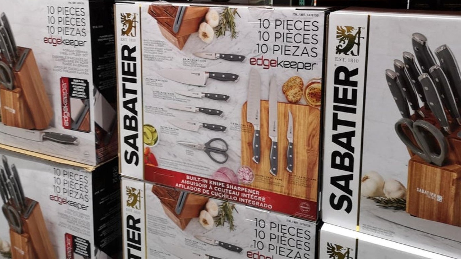 https://www.mashed.com/img/gallery/why-costco-shoppers-think-you-should-avoid-this-kitchen-knife-set/l-intro-1632427080.jpg