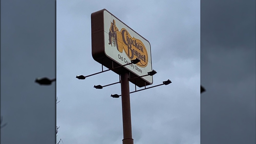 Cracker Barrel sign