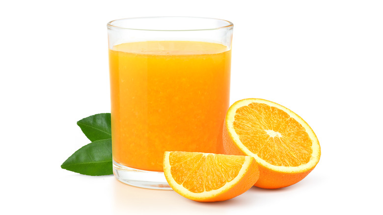 Orange juice and oranges