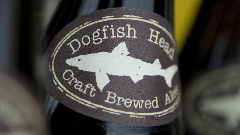 Dogfish Head logo label