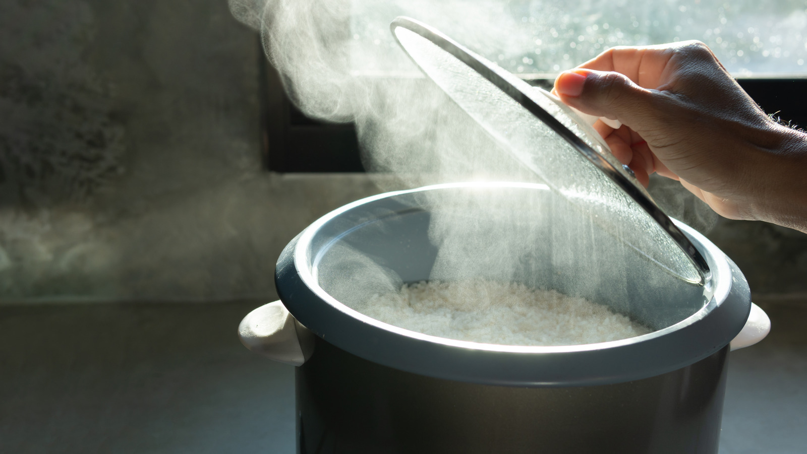Why Every Student Needs A Rice Cooker