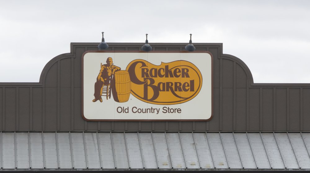 Cracker Barrel store