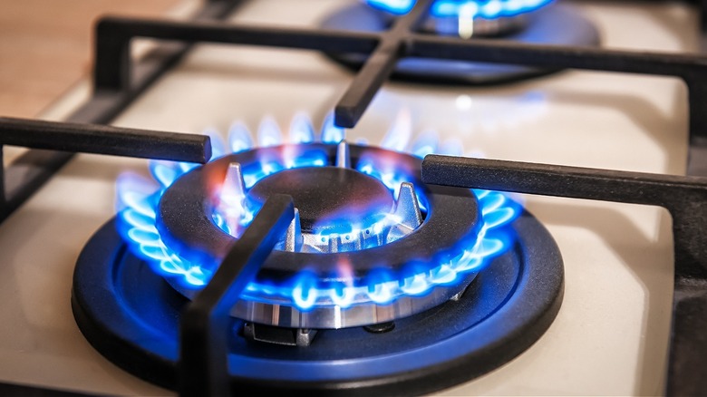 gas stove