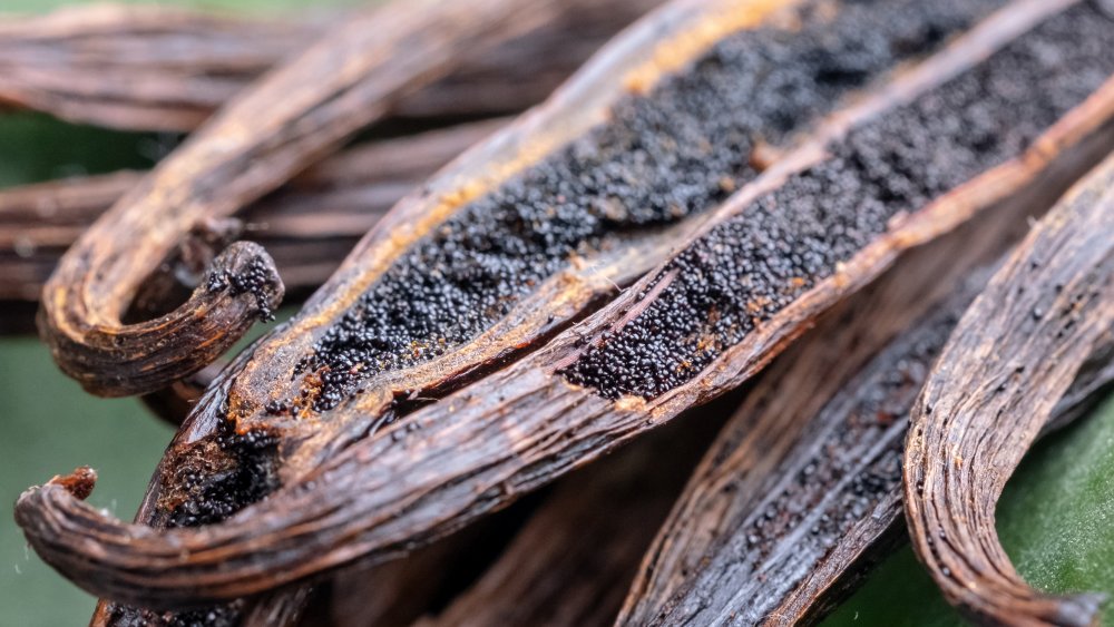 why are vanilla beans so expensive 2