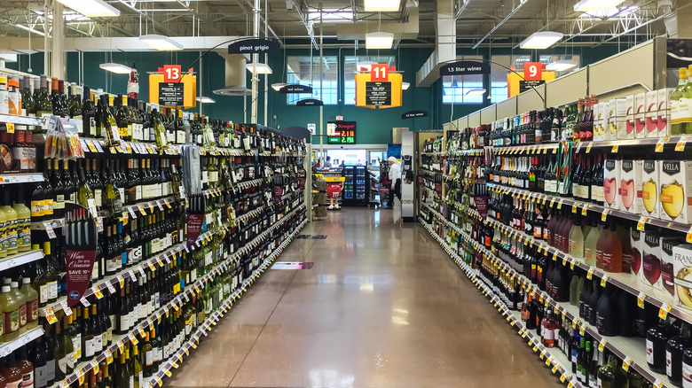Wine aisle of Kroger grocery store