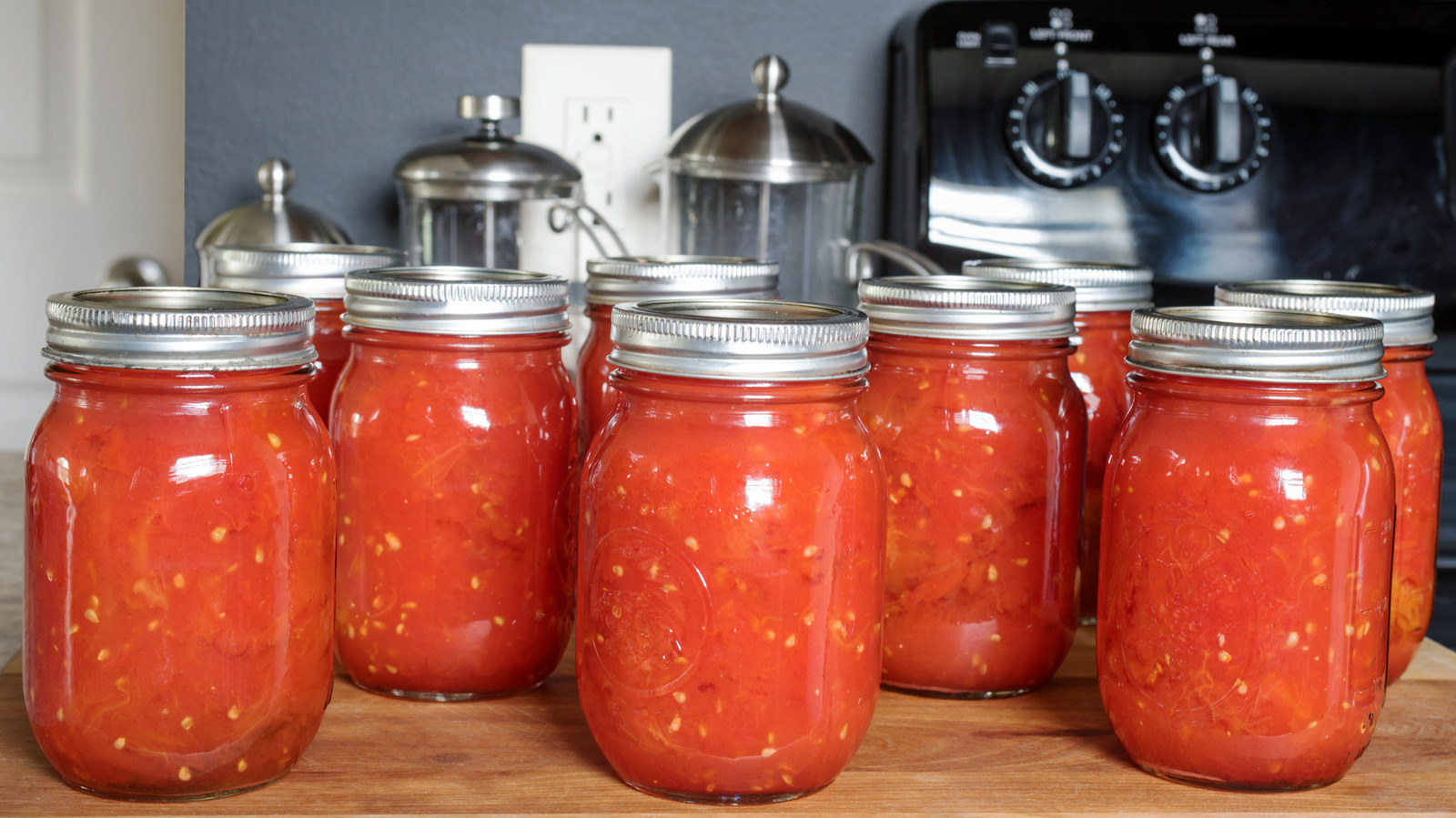 Why Mason Jar Lids Come In 2 Pieces