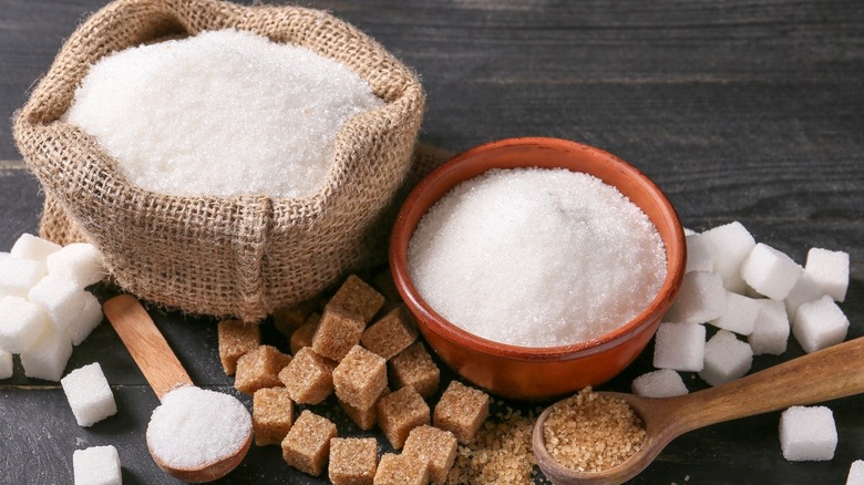 granulated sugar and sugar cubes in bowls