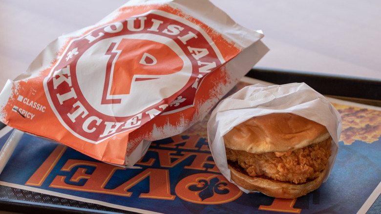 Popeyes chicken sandwich